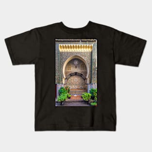 Moroccan fountain in Fes, Morocco Kids T-Shirt